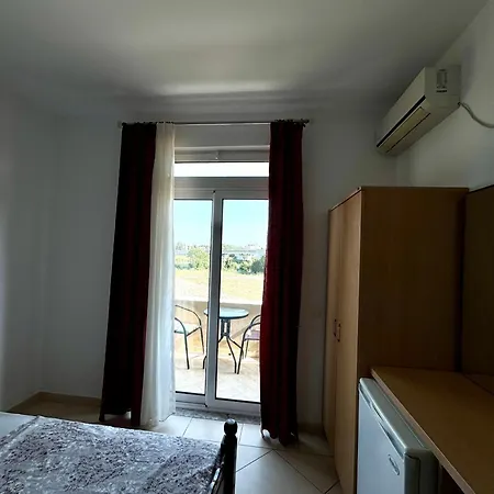 Apartments Cobi Ulcinj Room photo