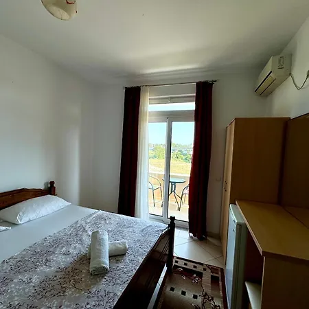 Apartments Cobi Ulcinj Room photo