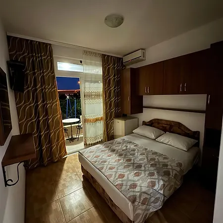 Apartments Cobi Ulcinj Room photo