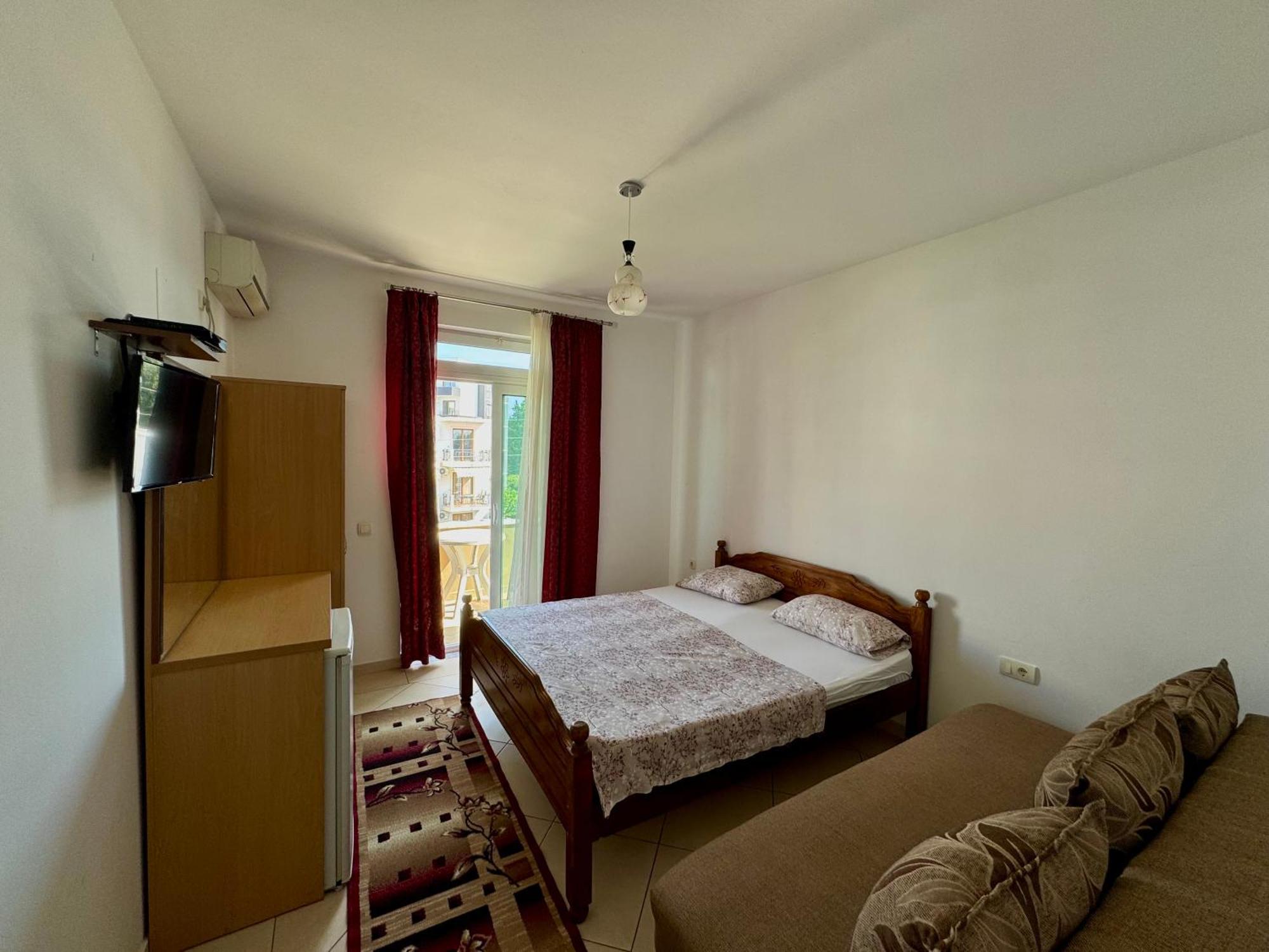 Cobi Apartment