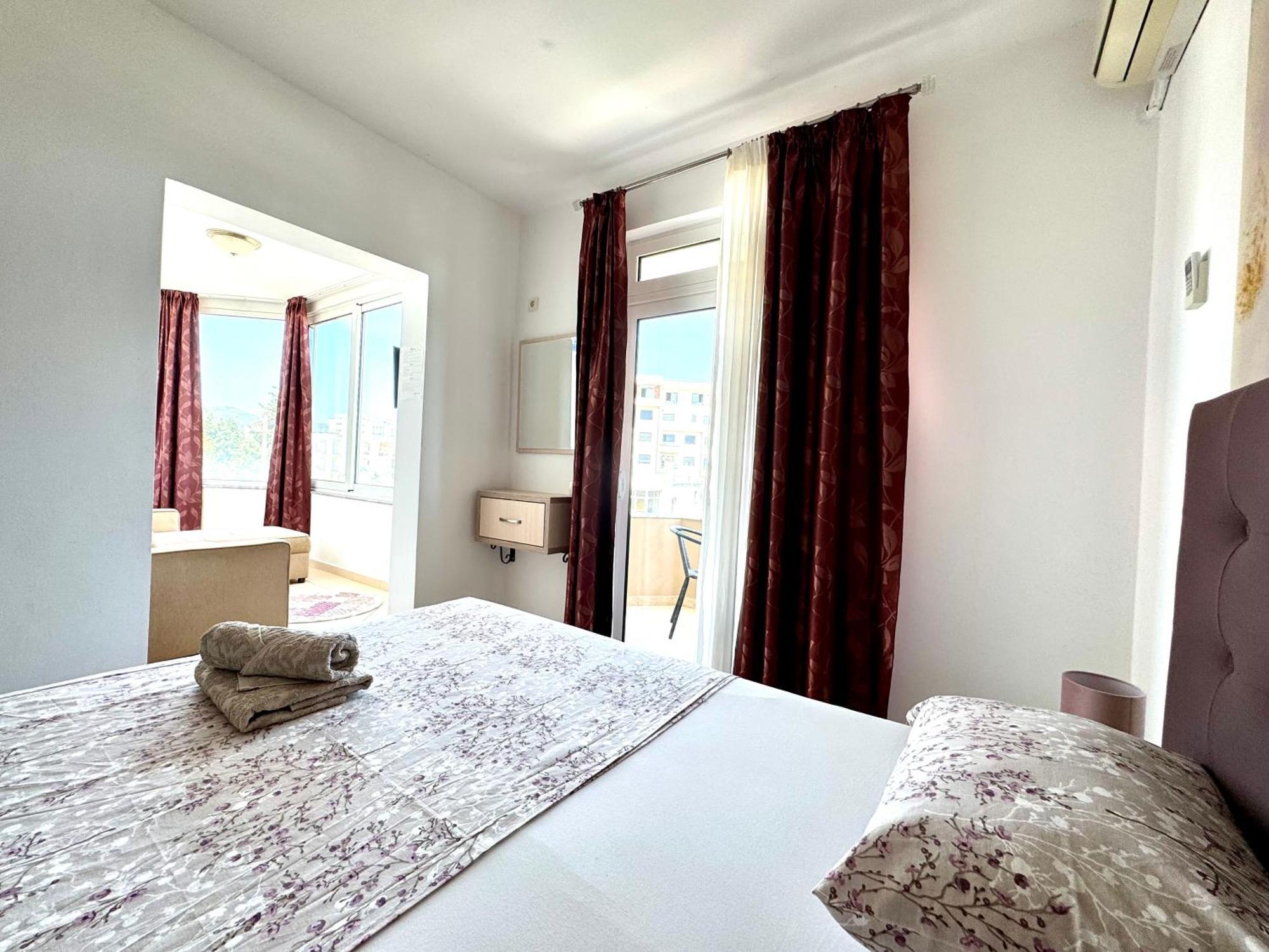 Cobi Apartment *